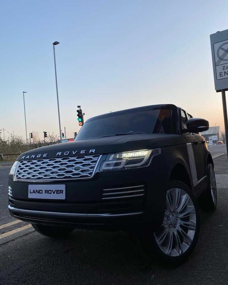 Kids Ride On Range Rover Vogue Licensed HSE 24V and 4WD 2 Seater Jeep MP4 TV Leather Seat and Rubber Wheels