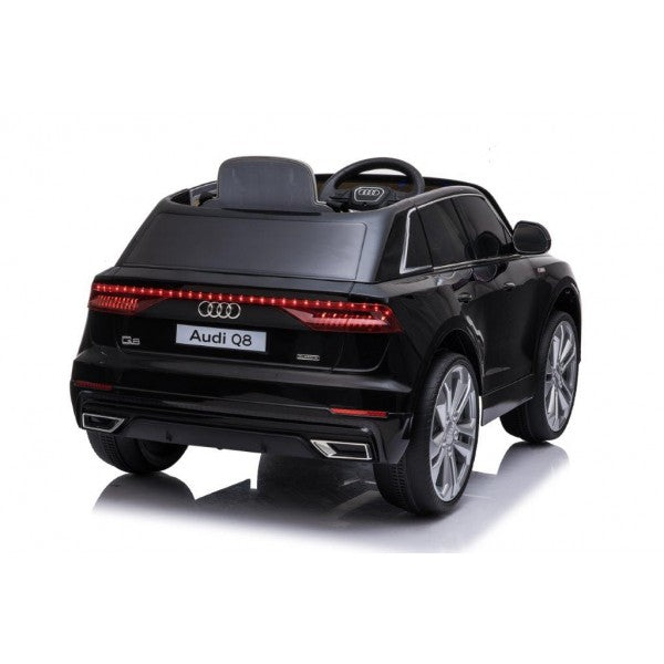 Audi Q8 Black